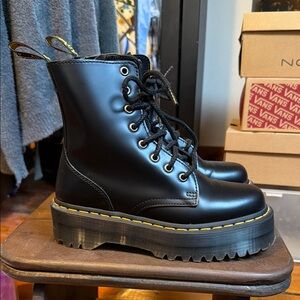 Jadon Boot Smooth Leather Platforms